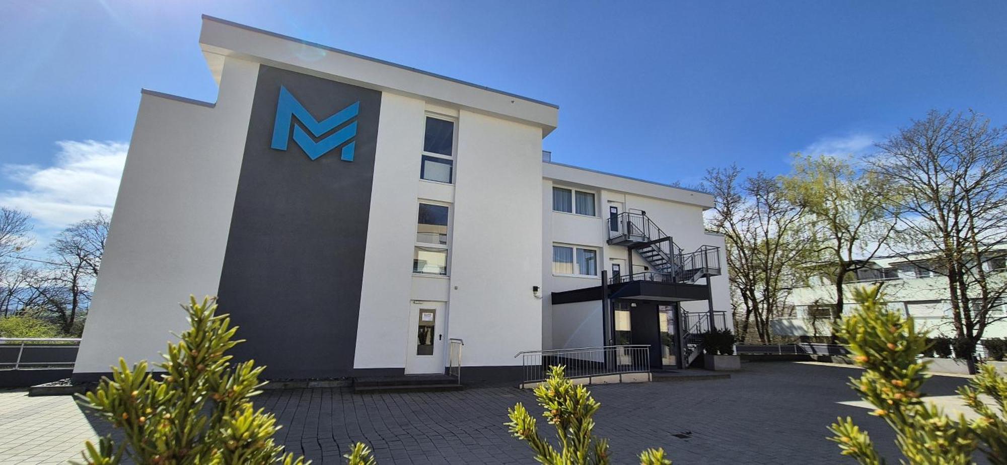 Melvi Hotel Goeppingen Exterior photo